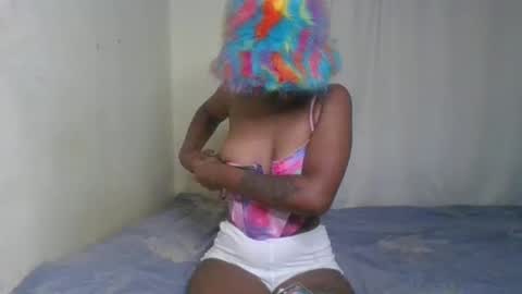 Snapshot of pixie_roman chatting on 01.07.25 Majesty online show from 01.07.25