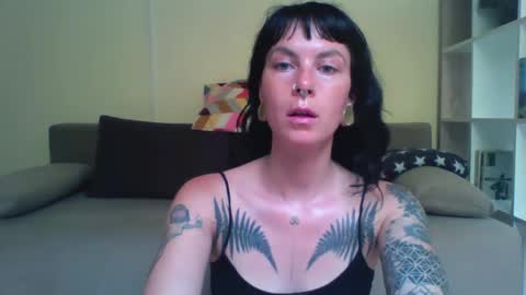 Snapshot of pixiecatfairy chatting on 10.06.25 pixiecatfairy online show from 10.06.25