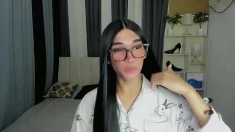 pixiedoll_ online show from 02.26.26