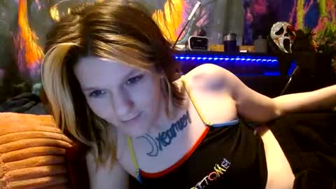 Snapshot of pixiedustslove chatting on 09.12.25 Pixie dust online show from 09.12.25