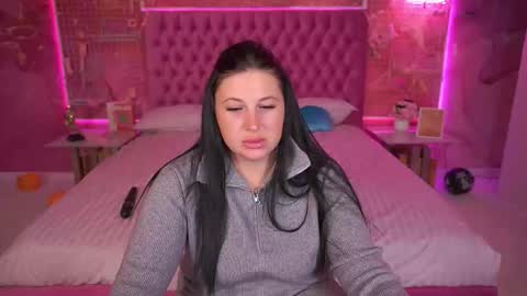 pixiehott online show from 11.05.25