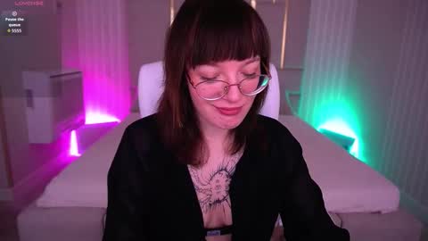 pixiepeachh online show from 11.09.25