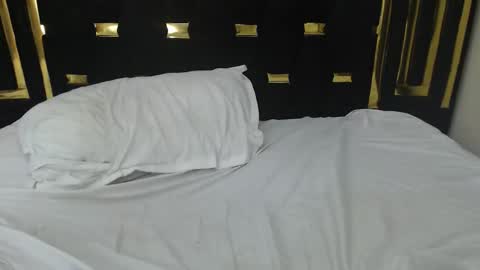 pixietease1 online show from 02.14.26