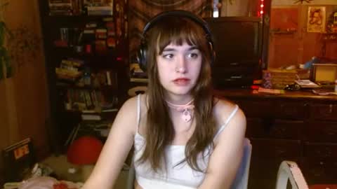 Izzy online show from 10.11.25