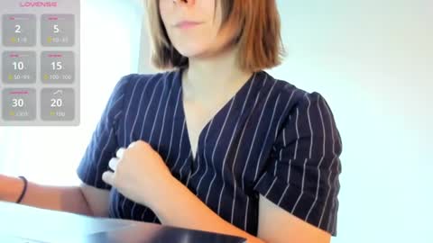 Horny Cats who Want Pizza online show from 07.10.26