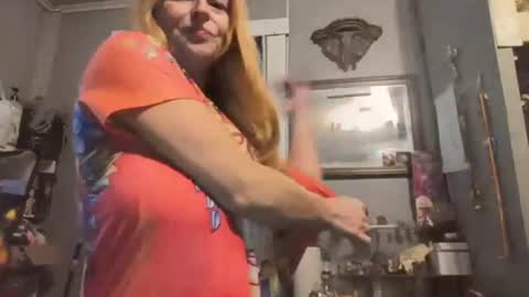 Snapshot of pizzedwife chatting on 07.14.26 pizzedwife online show from 07.14.26