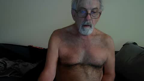 Snapshot of pjdaddjo775 chatting on 10.14.25 pjdaddjo775 online show from 10.14.25