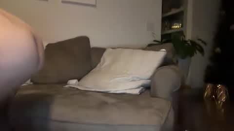 PeggedBiGuy online show from 12.24.24