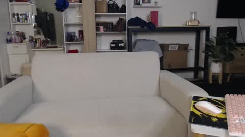 plasticgirll online show from 12.27.24