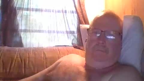 Snapshot of play_time180 chatting on 07.04.26 not important online show from 07.04.26