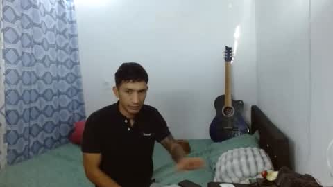 Snapshot of playboy758316 chatting on 11.12.25 playboy758316 online show from 11.12.25