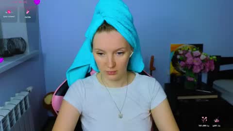 Snapshot of playful_mary chatting on 07.13.26 Masha online show from 07.13.26