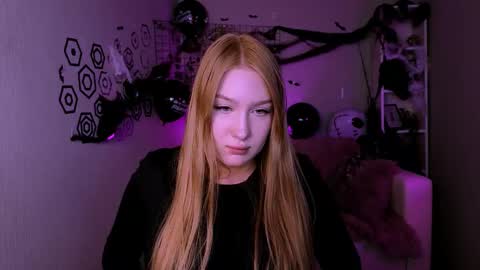 Sophie online show from 10.22.25