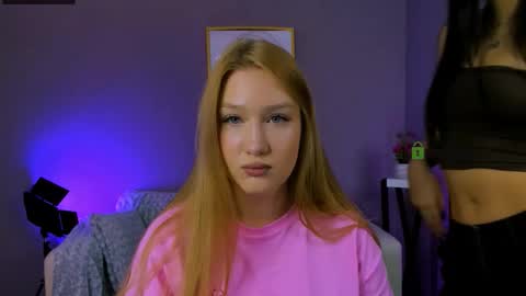 Sophie online show from 11.21.25