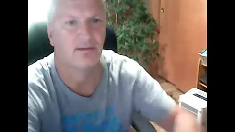 playfulguy4fun online show from 10.20.25