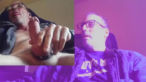 Snapshot of playfuljoy chatting on 09.13.25 StudMan online show from 09.13.25