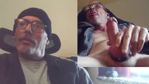 Snapshot of playfuljoy chatting on 10.11.25 StudMan online show from 10.11.25