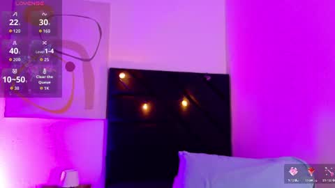 Snapshot of playfuljust_18 chatting on 06.23.26 SAMARA online show from 06.23.26