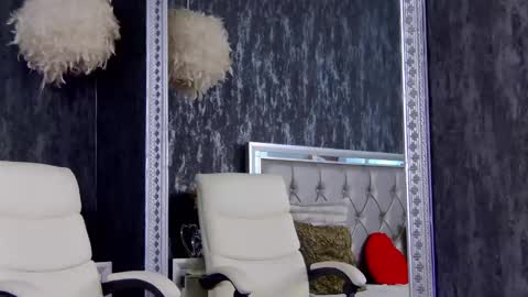 PlayfulNicole online show from 01.11.25