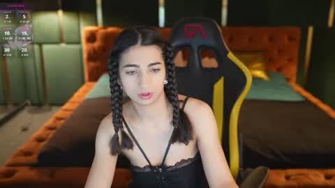 Snapshot of playhard054 chatting on 07.21.26 Lana online show from 07.21.26