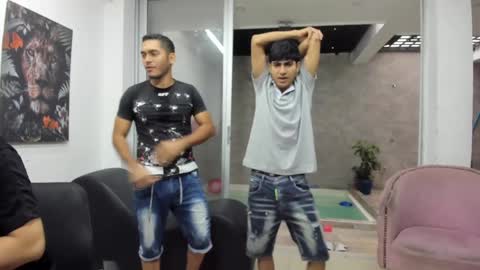   online show from 02.03.25