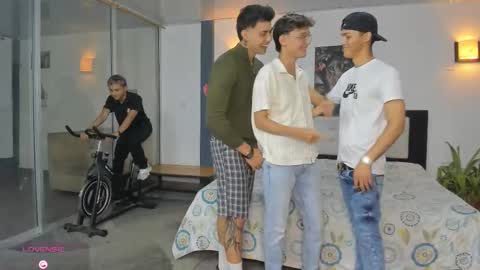   online show from 11.15.25