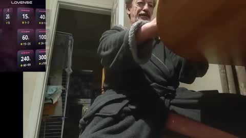 Play Me online show from 01.18.25