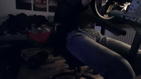 Snapshot of plboy23 chatting on 03.25.26 Hello ask me . Im glad to see you here in my room. Welcome PVT is open online show from 03.25.26