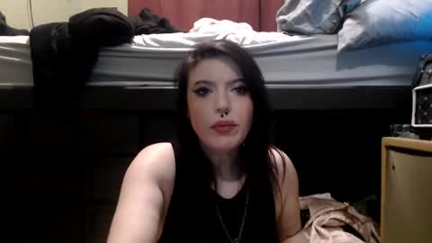 pleasantdinosaurus7537 online show from 11.22.25