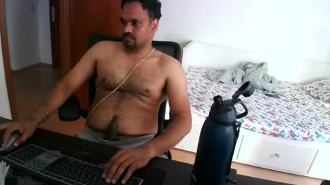 Snapshot of pleasure5845 chatting on 06.26.26 Sam online show from 06.26.26