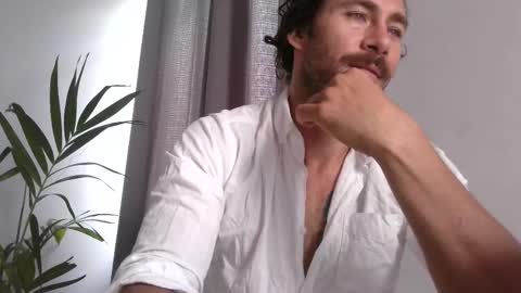 Snapshot of pleasurea chatting on 12.14.25 pleasure online show from 12.14.25