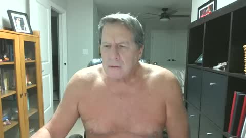 Snapshot of pleeeezeher chatting on 01.16.25 pleeeezeher online show from 01.16.25