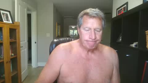 Snapshot of pleeeezeher chatting on 09.30.25 pleeeezeher online show from 09.30.25