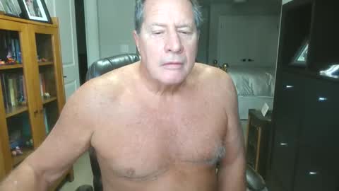 Snapshot of pleeeezeher chatting on 01.06.26 pleeeezeher online show from 01.06.26