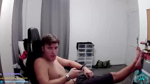 plkrisztian online show from 11.18.25