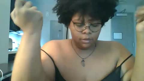 Plushbunny420 online show from 12.25.24