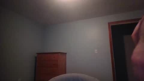 Snapshot of pluski155 chatting on 11.09.25 Evan online show from 11.09.25