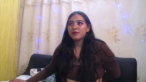 Snapshot of pocahontas_hall chatting on 12.14.24 Lily online show from 12.14.24