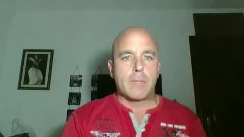 Snapshot of pocoyotop chatting on 12.21.25 pocoyotop online show from 12.21.25