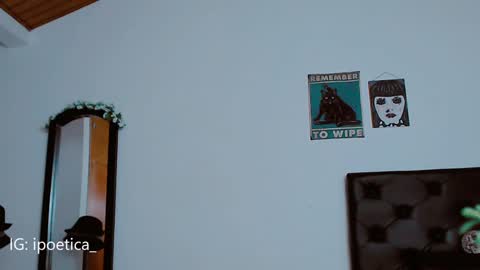 IG ipoetica  online show from 01.04.25