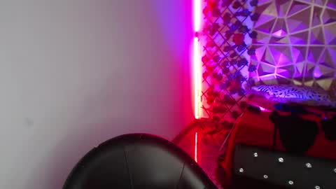 poison_doll2 online show from 11.13.25