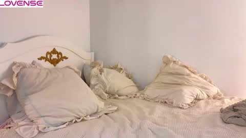 Rose online show from 12.14.25