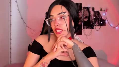 Willow                      Hours 12pm to 630pm Colombian time FRIDAY AND SUNDAY FREE DAYS online show from 09.25.25