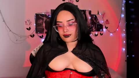Willow                      Hours 12pm to 630pm Colombian time FRIDAY AND SUNDAY FREE DAYS online show from 10.04.25