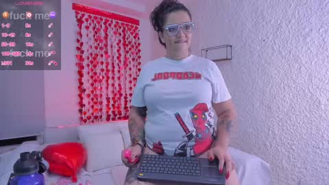 poisson_ivy_ online show from 02.05.25