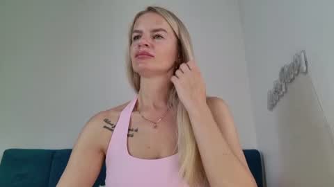 Snapshot of pokemon7ik chatting on 07.22.26 Karolina online show from 07.22.26