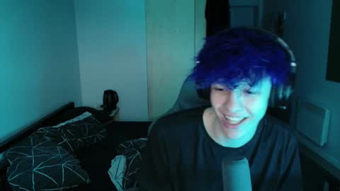 Snapshot of polarny05 chatting on 12.28.24 Polarny online show from 12.28.24