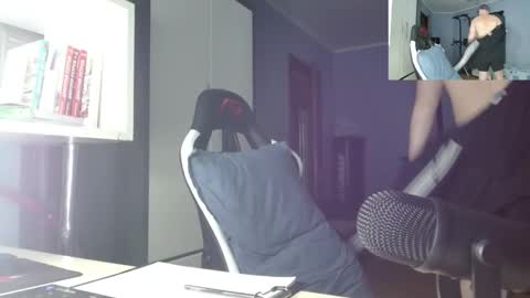 Poliglot online show from 11.30.25