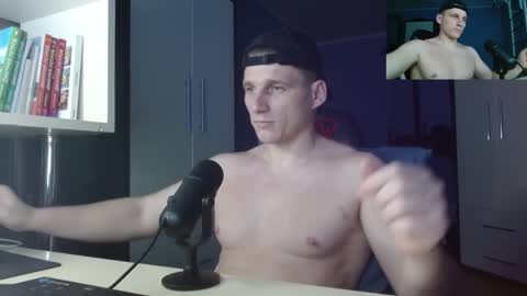 Poliglot online show from 12.04.25