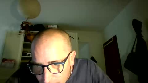 Snapshot of pollux62 chatting on 03.08.25 Pollux online show from 03.08.25